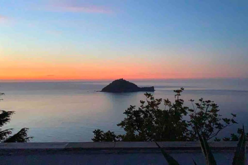 Panoramica Con Giardino * Алассио